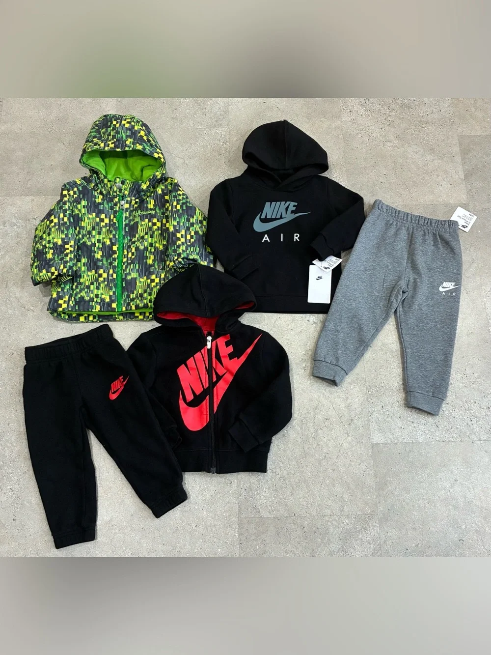 Boys NIKE/COLUMBIA Winter Coat..Sweatshirts & Sweatpants Lot, sz 24 mo & 2T